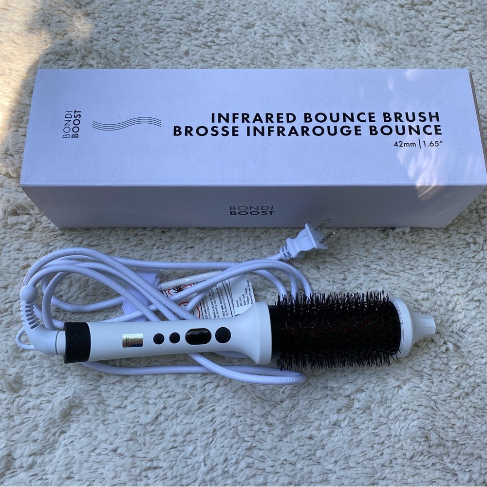 NEW‼️BondiBoost Infrared Bounce Brush 1.65"